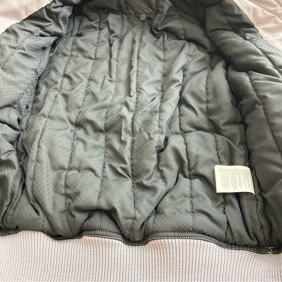 Vans Women’s Jacket with Hood. Size XS - Picture 5 of 9